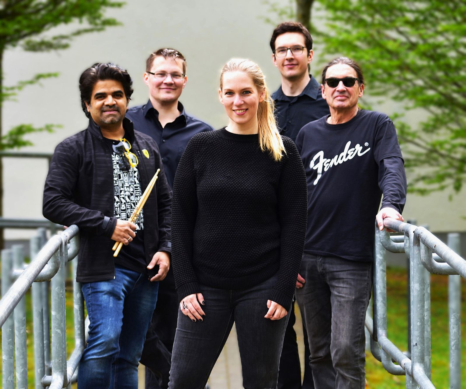 Kayvo Band